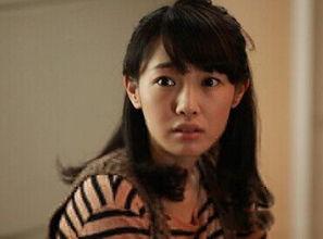 白百合八卦,从演艺明星到八卦焦点，揭秘她的蜕变之路