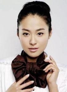 有哪些明星改过名字,揭秘那些改名后的璀璨星途