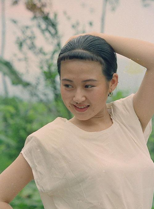 陈卓欣现在的照片,时光流转，风采依旧